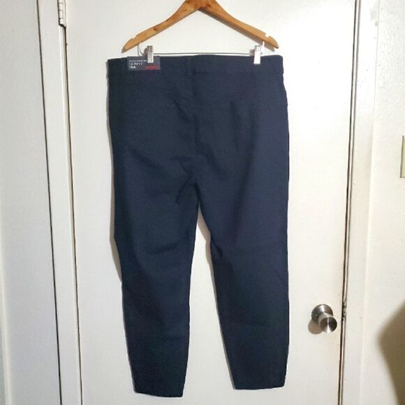 Avenue Black Skinny Tummy Control Jeans Size 18 AV - Picture 2 of 10